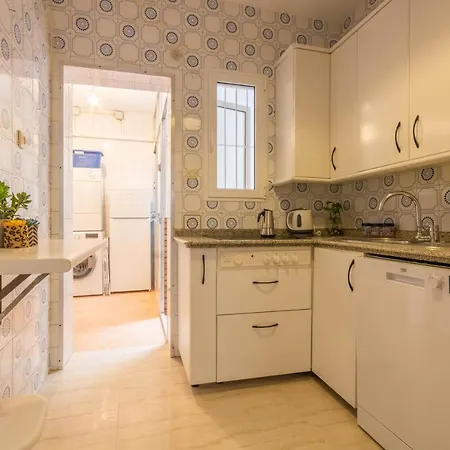 Apartamento Mundo Mencia - 3 Dormitorios En Triana *