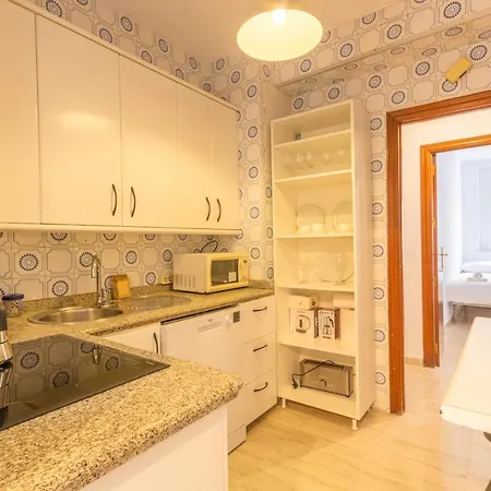 Apartment Apartamento Mundo Mencia - 3 Dormitorios En Triana *